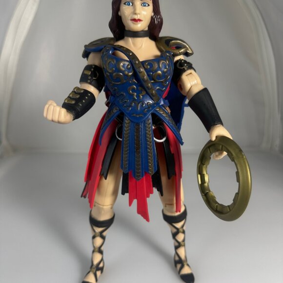 Toy Biz Xena Warrior Princess Deluxe Edition 10" Action Figure 1996 Complete OB - Picture 2 of 11